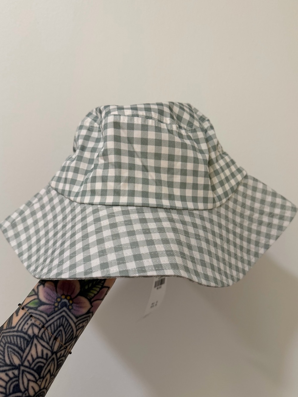 Abercrombie & Fitch Gingham Bucket Hat in Sage Green
